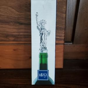 Mikasa Liberty Crystal Bottle Stopper